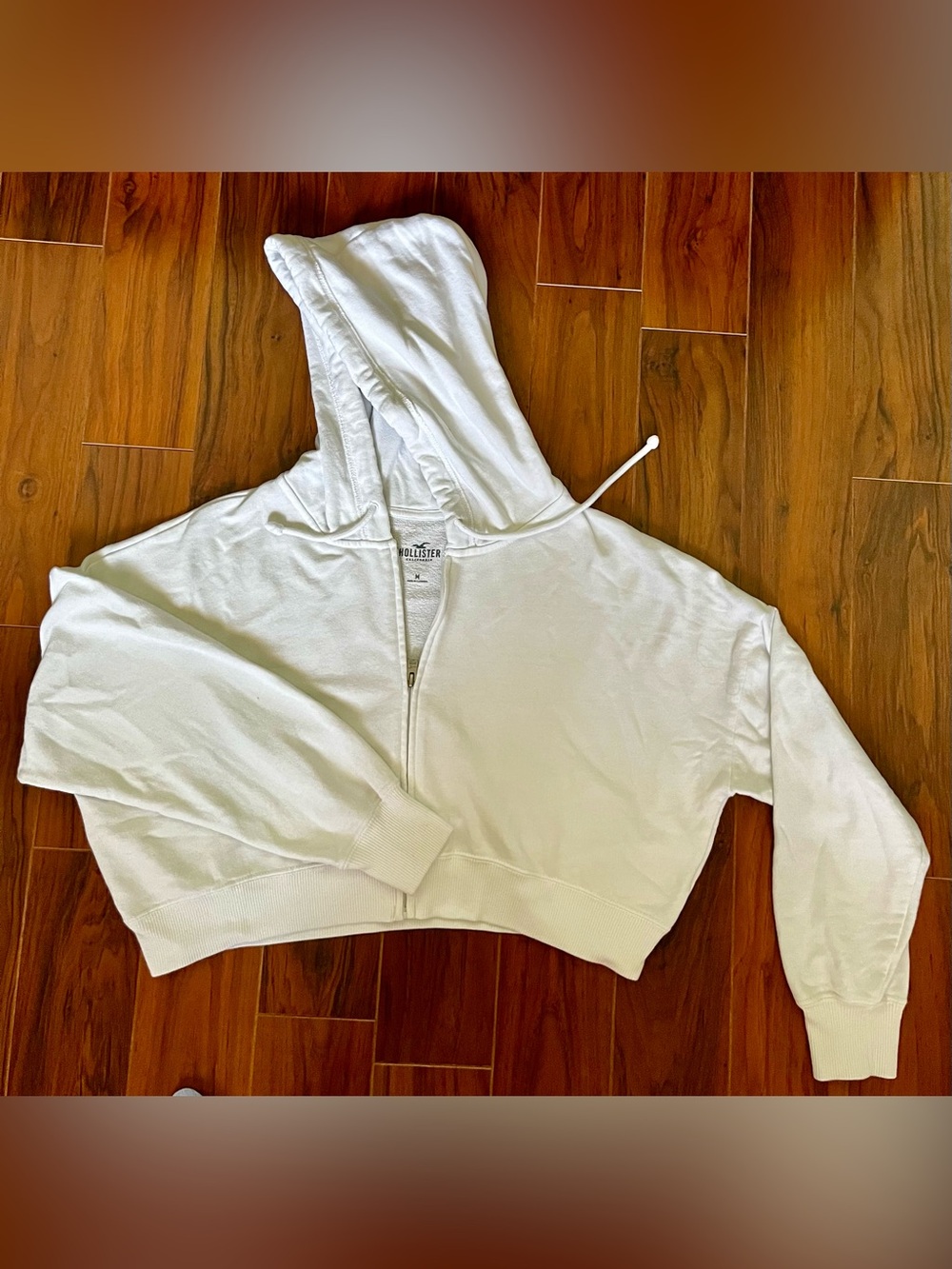 Hollister Cropped White Women's Half-Zip Hoodie